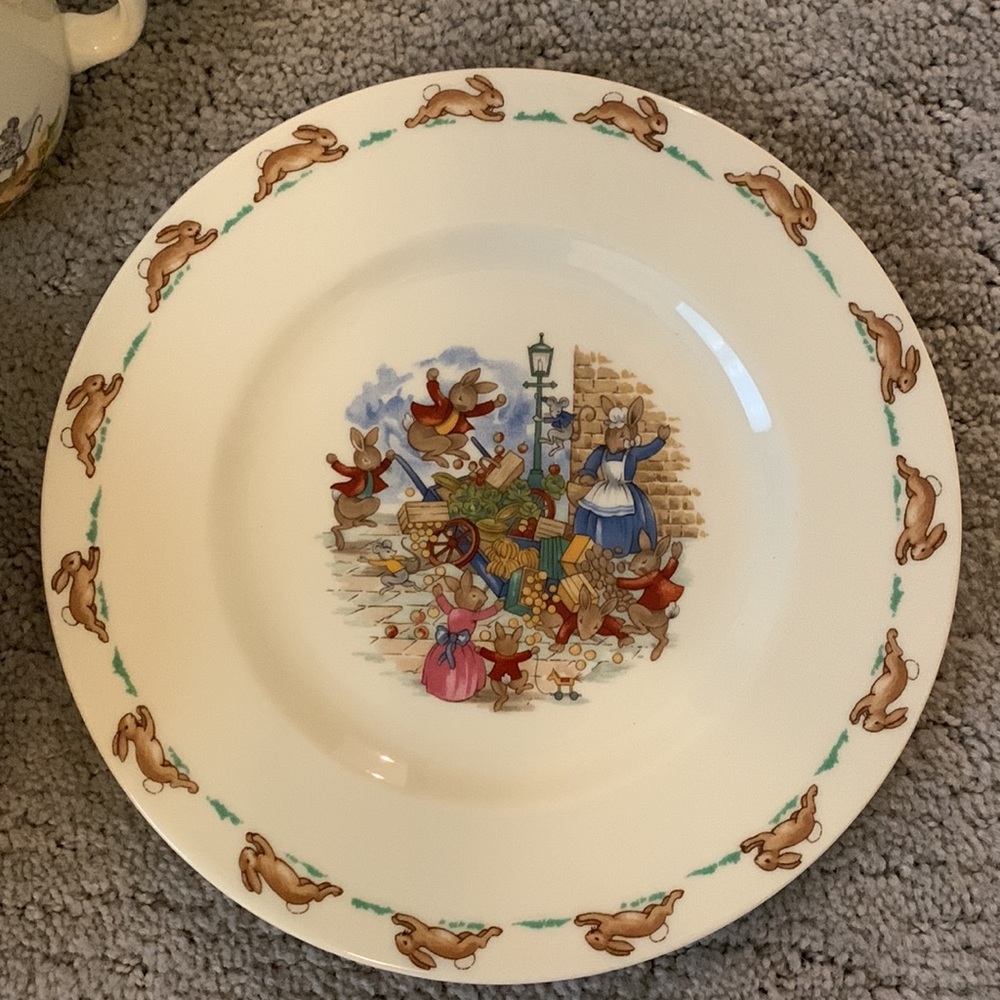 Peter Rabbit Tea Set - Picture 2 of 10
